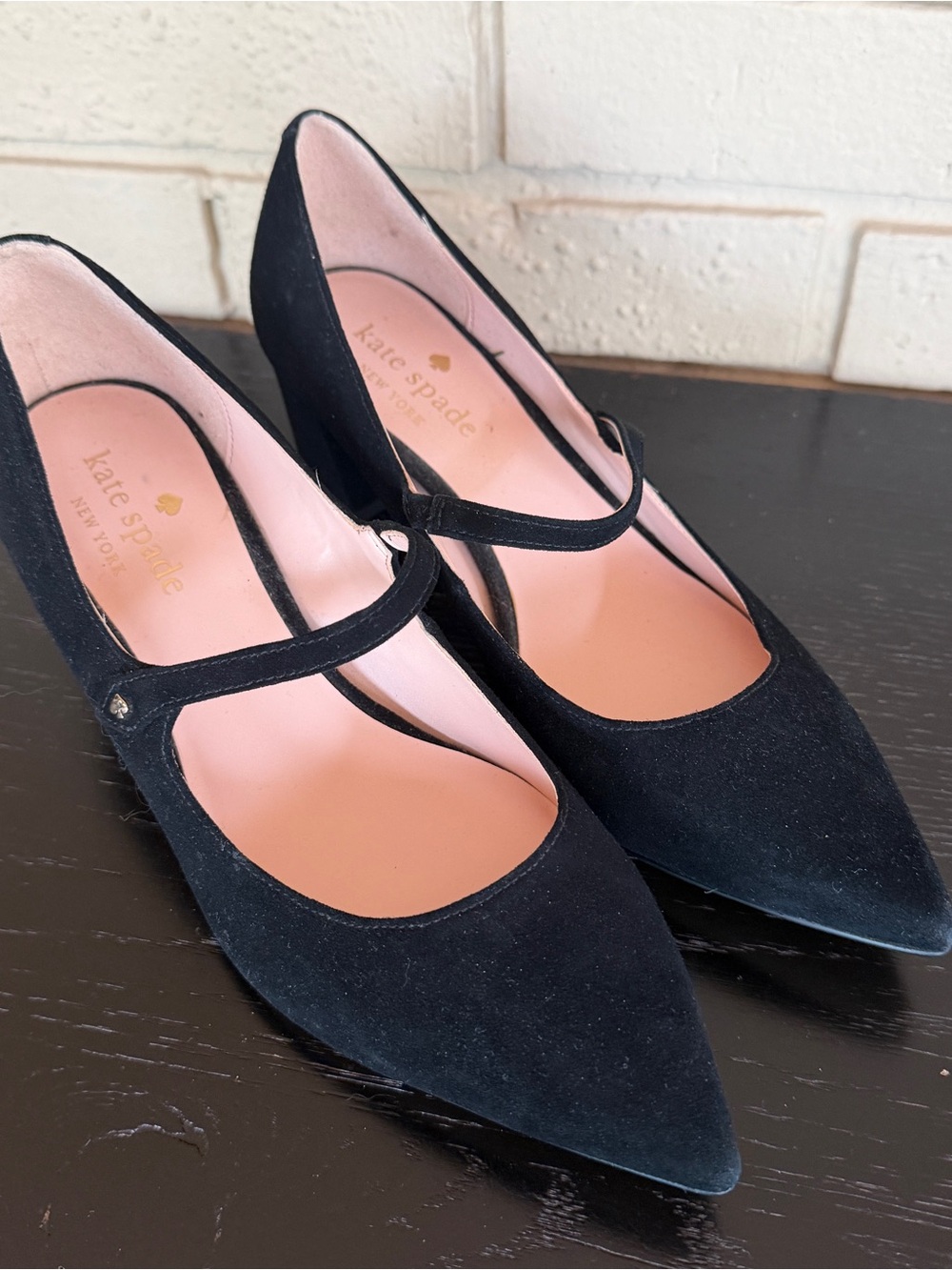 NEW Kate Spade New York Malia Black Suede Maryjane Pumps Heels Size 7 Preppy - Picture 2 of 6